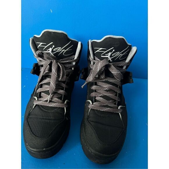 2012 NIKE AIR JORDAN Flight 45 TRK Black/Grey SNEAKERS 467927-003 Mens Size US9. - Picture 3 of 7